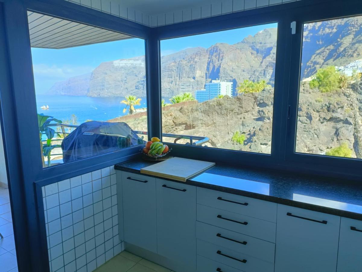 Luxury Los Gigantes Apartment ปัวร์โตเดซานตีอาโก ภายนอก รูปภาพ