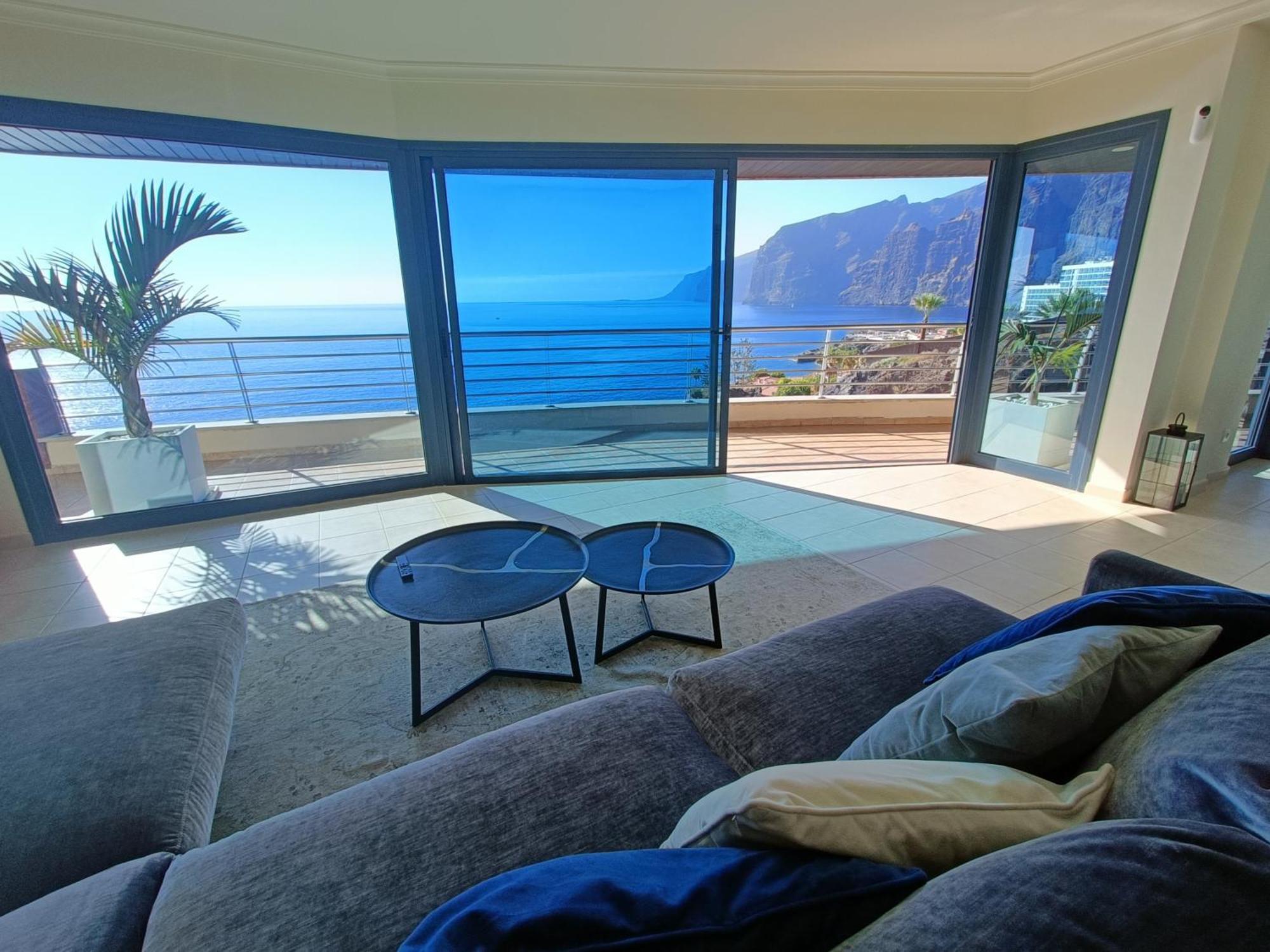 Luxury Los Gigantes Apartment ปัวร์โตเดซานตีอาโก ภายนอก รูปภาพ